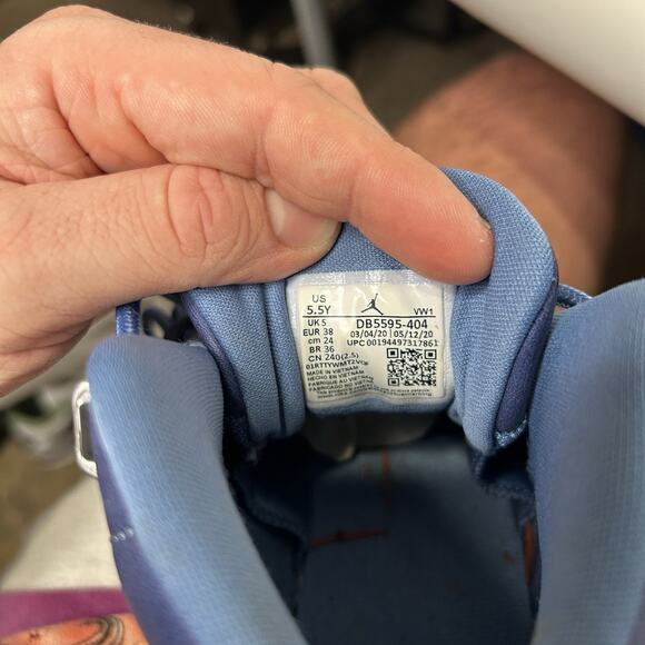 Nike Air Jordan Retro XII 12 GS “Indigo” - Picture 9 of 9